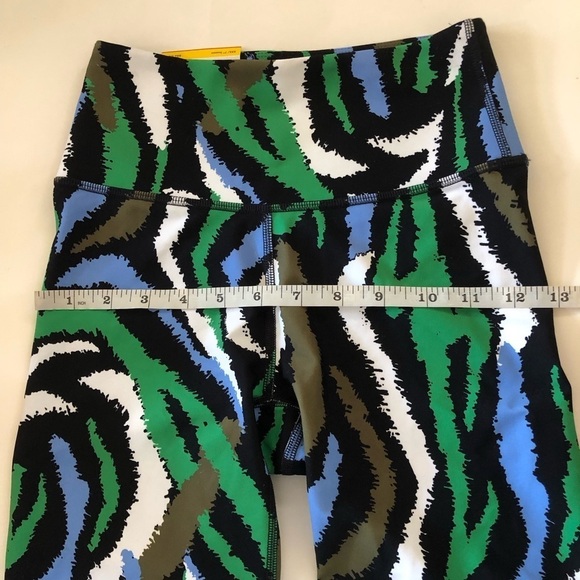 Diane Von Furstenberg x Target DVF Disco Zebra Bike Shorts 7’ Inseam Size XXS - Picture 5 of 10